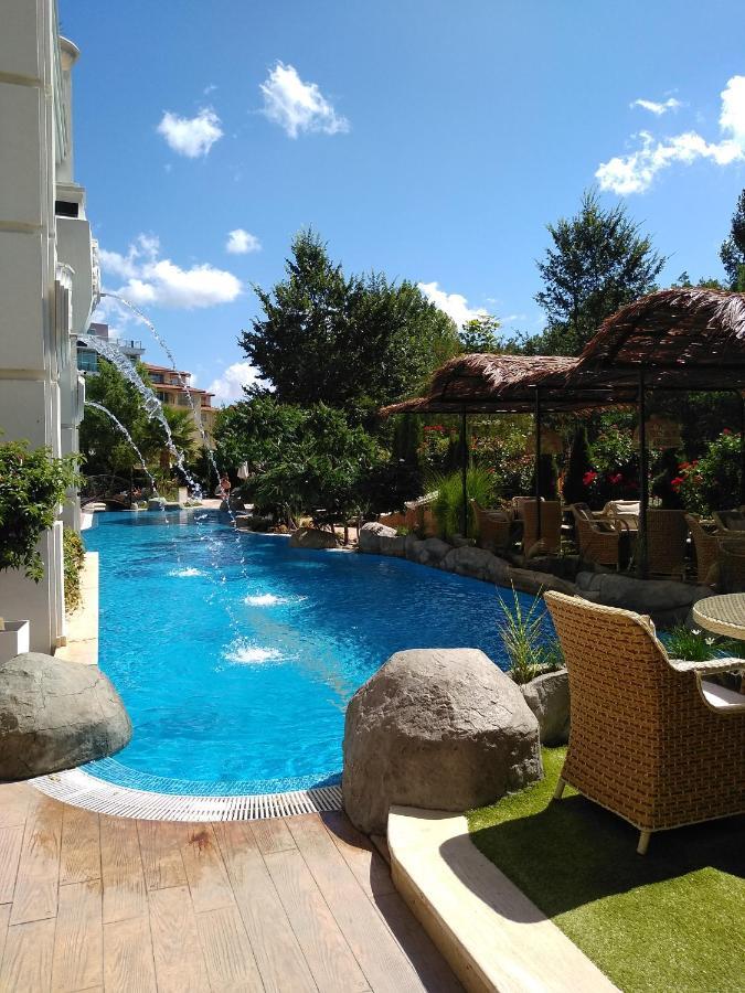 Private Apartments In Harmony Suites Dream Island Pantai Sunny Luaran gambar
