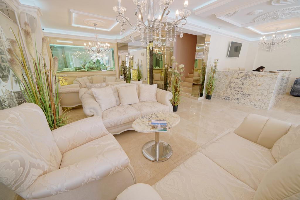 Private Apartments In Harmony Suites Dream Island Pantai Sunny Luaran gambar