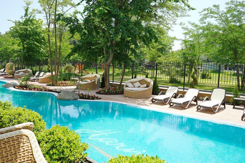 Private Apartments In Harmony Suites Dream Island Pantai Sunny Luaran gambar